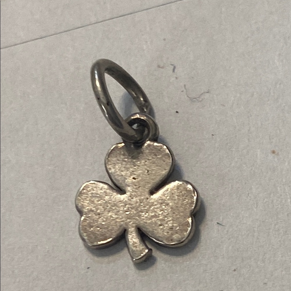 James Avery Silver Clover Charm (337)